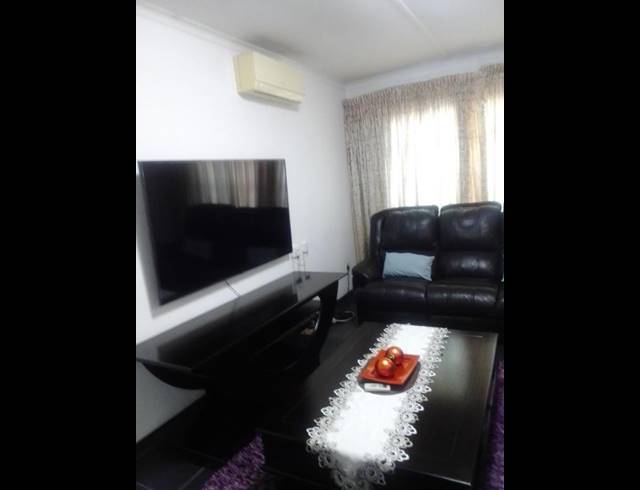 3 BEDROOM HOUSE FOR SALE IN ESIKHAWINI H